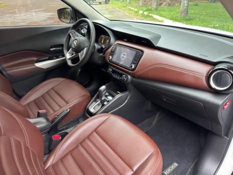 NISSAN Kicks 1.6 16V 4P FLEXSTART EXCLUSIVE XTRONIC AUTOMÁTICO CVT, Foto 10 NISSAN Kicks 1.6 16V 4P FLEXSTART EXCLUSIVE XTRONIC AUTOMÁTICO CVT, Foto 10