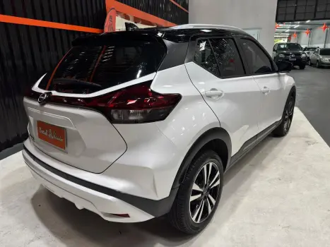 NISSAN Kicks 1.6 16V 4P FLEXSTART EXCLUSIVE XTRONIC AUTOM�TICO CVT, Foto 3