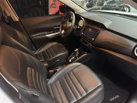 NISSAN Kicks 1.6 16V 4P FLEXSTART EXCLUSIVE XTRONIC AUTOM�TICO CVT, Foto 7