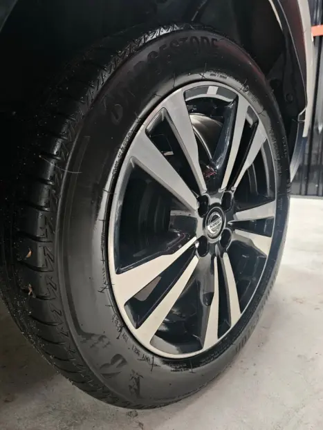 NISSAN Kicks 1.6 16V 4P FLEXSTART EXCLUSIVE XTRONIC AUTOM�TICO CVT, Foto 9