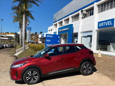 NISSAN Kicks 1.6 16V 4P FLEXSTART ADVANCE XTRONIC AUTOM�TICO CVT, Foto 2