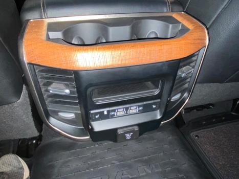 RAM 3500 6.7 I6 LIMITED LONG HORN CABINE DUPLA 4X4 TURBO DIESEL AUTOMÁTICO, Foto 18