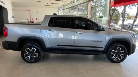 RAM Rampage 2.0 4P TURBO DIESEL REBEL 4X4 AUTOM�TICO, Foto 5