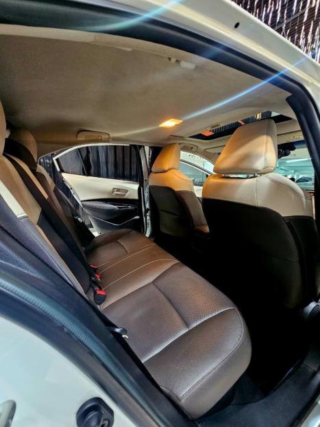 TOYOTA Corolla 1.8 16V 4P FLEX H�BRIDO ALTIS A PREMIUM AUTOM�TICO CVT, Foto 8