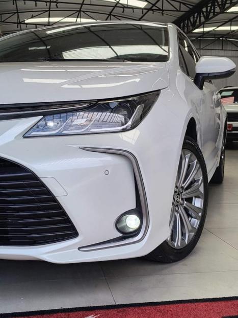 TOYOTA Corolla 2.0 16V 4P FLEX XEI DIRECT SHIFT AUTOM�TICO CVT, Foto 3