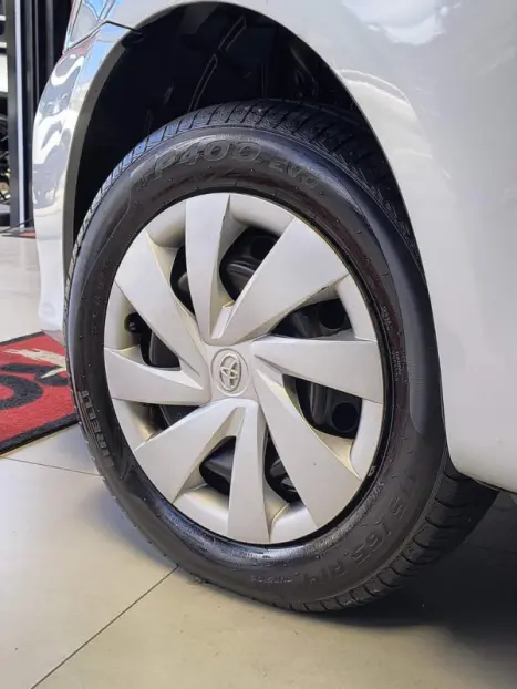 TOYOTA Etios Hatch 1.3 16V 4P FLEX X, Foto 8