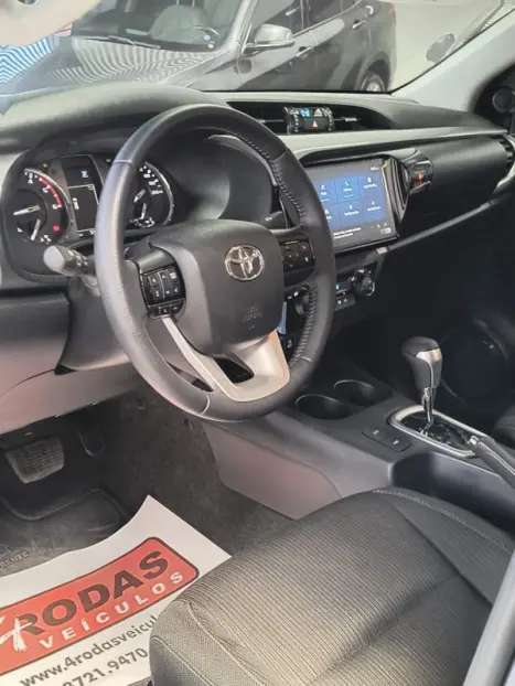 TOYOTA Hilux Caminhonete 2.8 16V 4P SR 4X4 DIESEL CABINE DUPLA AUTOM�TICO, Foto 8
