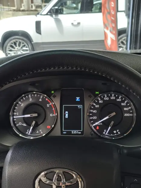 TOYOTA Hilux Caminhonete 2.8 16V 4P SR 4X4 DIESEL CABINE DUPLA AUTOM�TICO, Foto 11