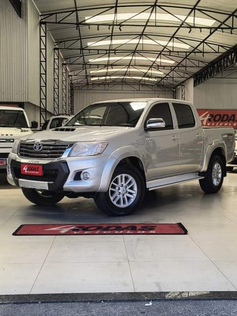 TOYOTA Hilux Caminhonete 3.0 4P 4X4 SRV TURBO DIESEL CABINE DUPLA, Foto 1