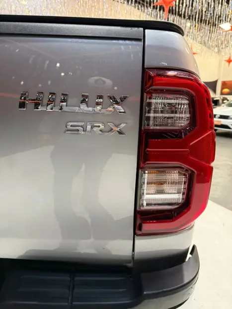 TOYOTA Hilux Caminhonete 2.8 16V 4P SRX DIESEL CABINE DUPLA, Foto 5