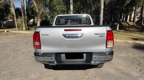 TOYOTA Hilux Caminhonete 2.8 16V SRV 4X4 DIESEL CABINE DUPLA AUTOM�TICO, Foto 5