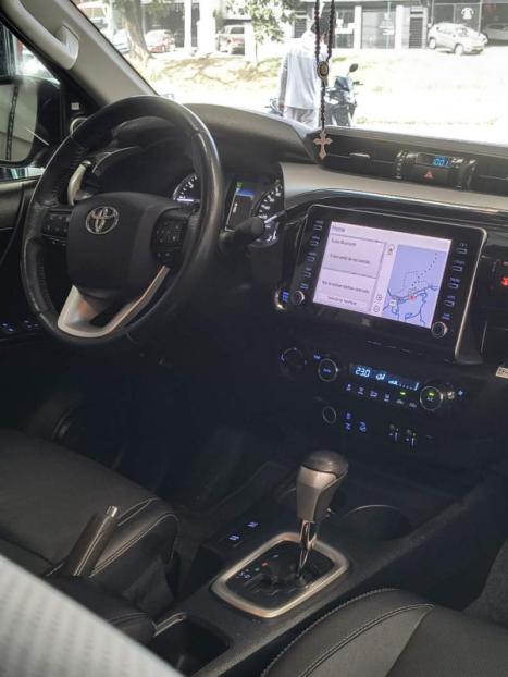 TOYOTA Hilux Caminhonete 2.8 16V SRX 4X4 TURBO DIESEL CABINE DUPLA AUTOM�TICO, Foto 4