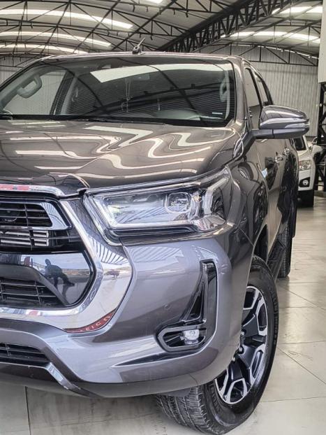 TOYOTA Hilux Caminhonete 2.8 16V SRX 4X4 TURBO DIESEL CABINE DUPLA AUTOM�TICO, Foto 8