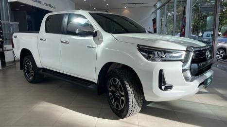 TOYOTA Hilux Caminhonete 2.8 4X4 SR5 CABINE DUPLA TURBO DIESEL, Foto 3