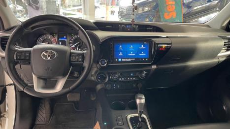 TOYOTA Hilux Caminhonete 2.8 4X4 SR5 CABINE DUPLA TURBO DIESEL, Foto 12