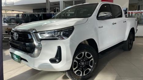 TOYOTA Hilux Caminhonete 2.8 4X4 SR5 CABINE DUPLA TURBO DIESEL, Foto 1