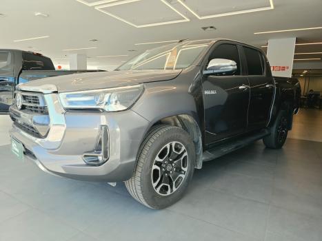 TOYOTA Hilux Caminhonete 2.8 4X4 SR5 CABINE DUPLA TURBO DIESEL, Foto 1