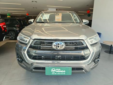 TOYOTA Hilux Caminhonete 2.8 4X4 SR5 CABINE DUPLA TURBO DIESEL, Foto 2