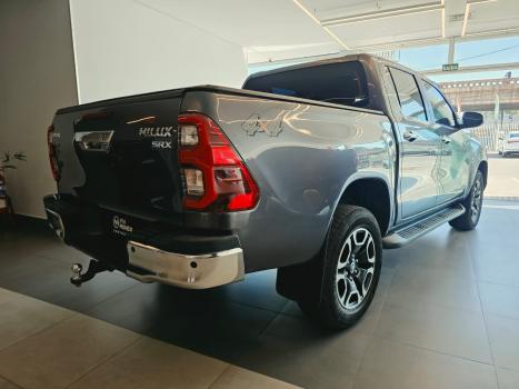 TOYOTA Hilux Caminhonete 2.8 4X4 SR5 CABINE DUPLA TURBO DIESEL, Foto 8