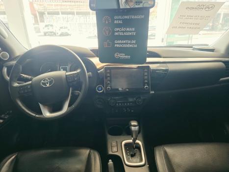 TOYOTA Hilux Caminhonete 2.8 4X4 SR5 CABINE DUPLA TURBO DIESEL, Foto 11