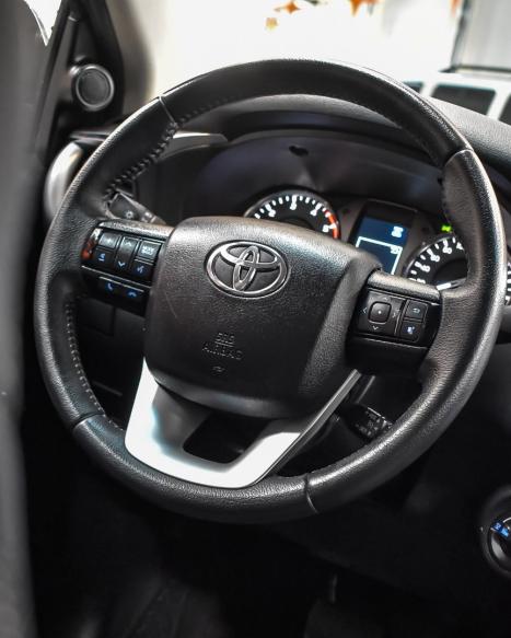 TOYOTA Hilux Caminhonete 2.8 16V SRV 4X4 DIESEL CABINE DUPLA AUTOM�TICO, Foto 7