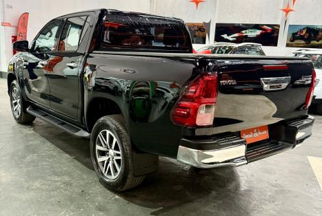 TOYOTA Hilux Caminhonete 2.7 16V 4P SRV CABINE DUPLA, Foto 4