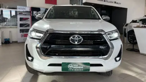 TOYOTA Hilux Caminhonete 2.8 4X4 SR5 CABINE DUPLA TURBO DIESEL, Foto 3