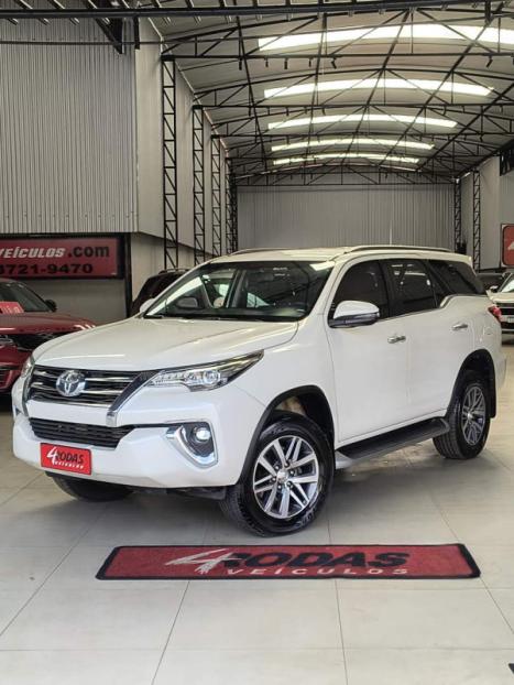 TOYOTA Hilux SW4 2.8 16V 4P SRX 4X4 7 LUGARES TURBO DIESEL AUTOM�TICO, Foto 1