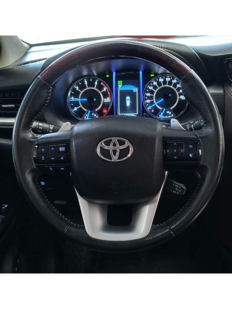 TOYOTA Hilux SW4 2.8 16V 4P SRX 4X4 7 LUGARES TURBO DIESEL AUTOM�TICO, Foto 14