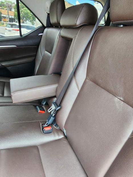 TOYOTA Hilux SW4 2.8 16V 4P SRX 4X4 7 LUGARES TURBO DIESEL AUTOM�TICO, Foto 4