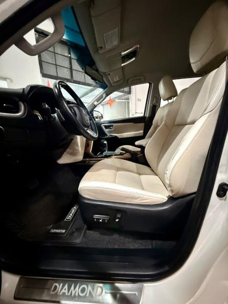 TOYOTA Hilux SW4 2.8 16V 4P SRX 4X4 7 LUGARES TURBO DIESEL AUTOMÁTICO, Foto 12