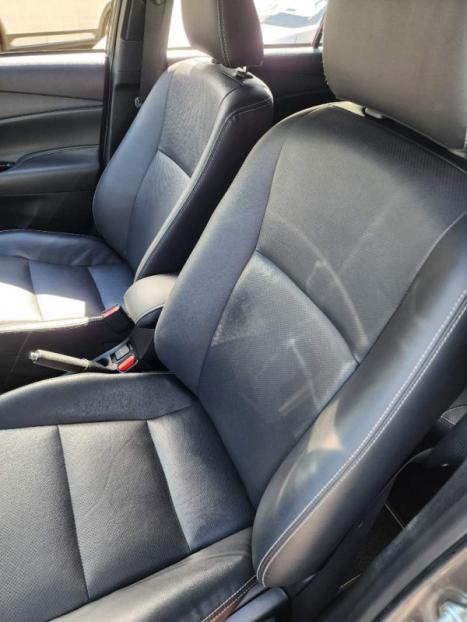 TOYOTA Yaris Hatch 1.5 16V 4P FLEX XS CONNECT MULTIDRIVE AUTOM�TICO CVT, Foto 2