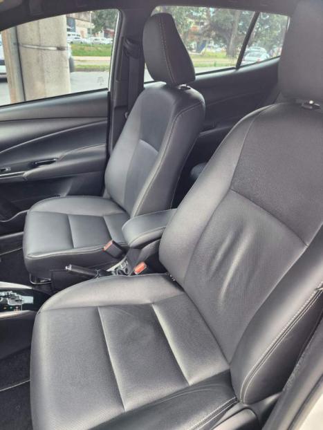 TOYOTA Yaris Hatch 1.5 16V 4P FLEX XS CONNECT MULTIDRIVE AUTOMTICO CVT, Foto 2