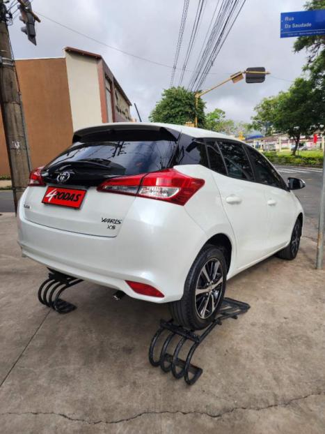 TOYOTA Yaris Hatch 1.5 16V 4P FLEX XS CONNECT MULTIDRIVE AUTOMTICO CVT, Foto 4