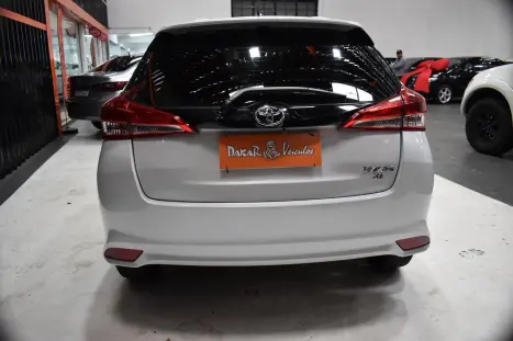 TOYOTA Yaris Hatch 1.3 16V 4P FLEX XL PLUS TECH MULTIDRIVE AUTOM�TICO CVT, Foto 5