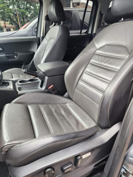 VOLKSWAGEN Amarok 3.0 V6 CABINE DUPLA HIGHLINE 4X4 TURBO INTERCOOLER AUTOM�TICO, Foto 2