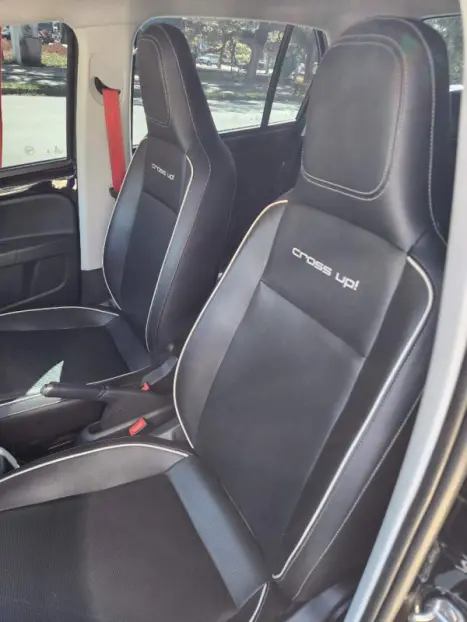 VOLKSWAGEN Cross UP 1.0 12V 4P TSI FLEX, Foto 2