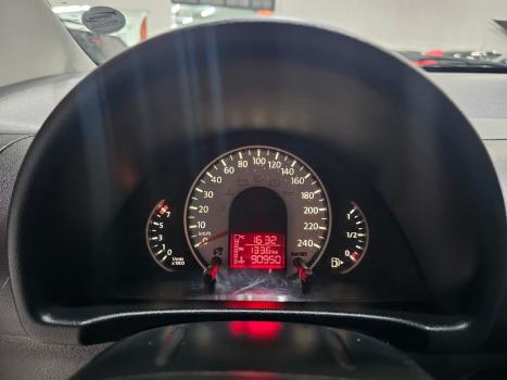 VOLKSWAGEN Fox 1.6 4P, Foto 10