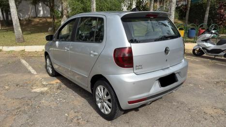 VOLKSWAGEN Fox 1.6 4P, Foto 8