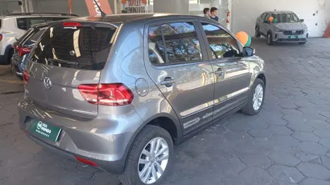 VOLKSWAGEN Fox 1.6 4P FLEX CONNECT I-MOTION AUTOMATIZADO, Foto 7