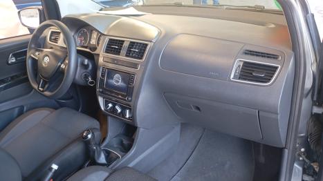 VOLKSWAGEN Fox 1.6 4P FLEX CONNECT I-MOTION AUTOMATIZADO, Foto 16