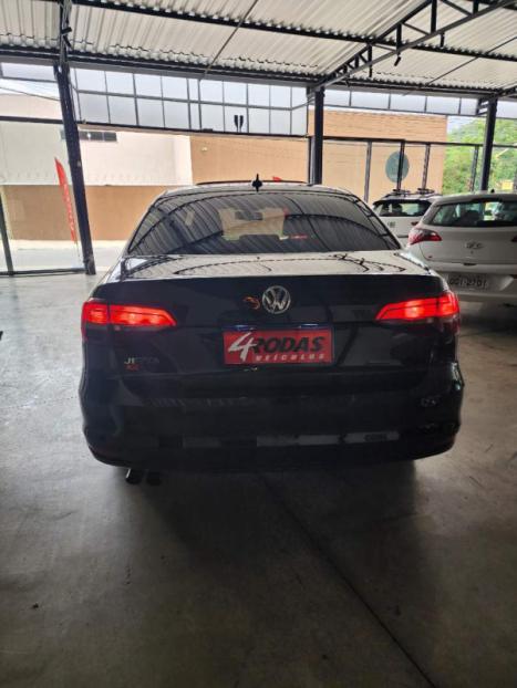 VOLKSWAGEN Jetta 2.0 4P FLEX COMFORTLINE TIPTRONIC AUTOMTICO, Foto 4