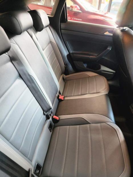 VOLKSWAGEN Nivus 1.0 4P FLEX 200 TSI HIGHLINE TURBO AUTOMTICO, Foto 8