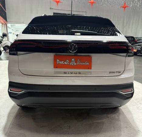 VOLKSWAGEN Nivus 1.0 4P FLEX 200 TSI COMFORTLINE TURBO AUTOMÁTICO, Foto 6 VOLKSWAGEN Nivus 1.0 4P FLEX 200 TSI COMFORTLINE TURBO AUTOMÁTICO, Foto 6