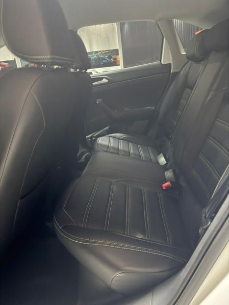 VOLKSWAGEN Nivus 1.0 4P FLEX 200 TSI COMFORTLINE TURBO AUTOMÁTICO, Foto 9 VOLKSWAGEN Nivus 1.0 4P FLEX 200 TSI COMFORTLINE TURBO AUTOMÁTICO, Foto 9