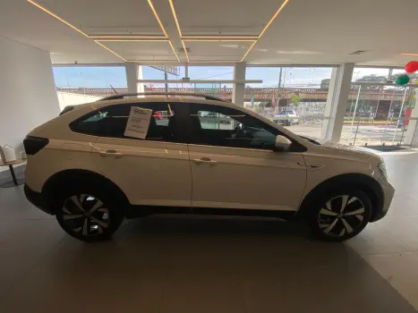 VOLKSWAGEN Nivus 1.0 4P FLEX 200 TSI HIGHLINE TURBO AUTOM�TICO, Foto 5