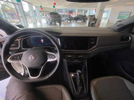 VOLKSWAGEN Nivus 1.0 4P FLEX 200 TSI HIGHLINE TURBO AUTOM�TICO, Foto 15