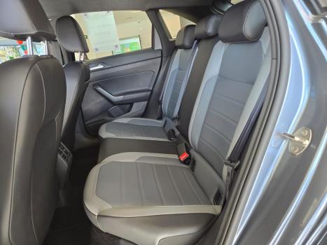 VOLKSWAGEN Nivus 1.0 4P FLEX 200 TSI HIGHLINE TURBO AUTOM�TICO, Foto 17