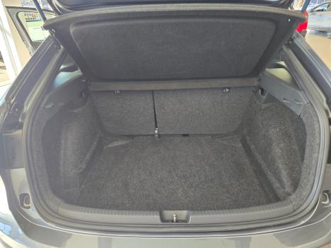 VOLKSWAGEN Nivus 1.0 4P FLEX 200 TSI HIGHLINE TURBO AUTOM�TICO, Foto 9