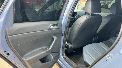 VOLKSWAGEN Nivus 1.0 4P FLEX 200 TSI HIGHLINE TURBO AUTOMÁTICO, Foto 17